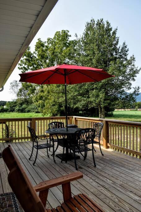 Holly Tree Retreat Located In Beautiful Luray, Va. Villa Exterior photo